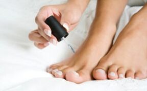 Traitement avec vernis
