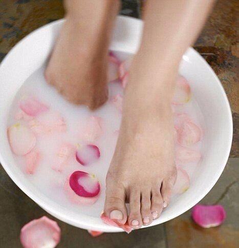 bain de pieds pour mycose des ongles